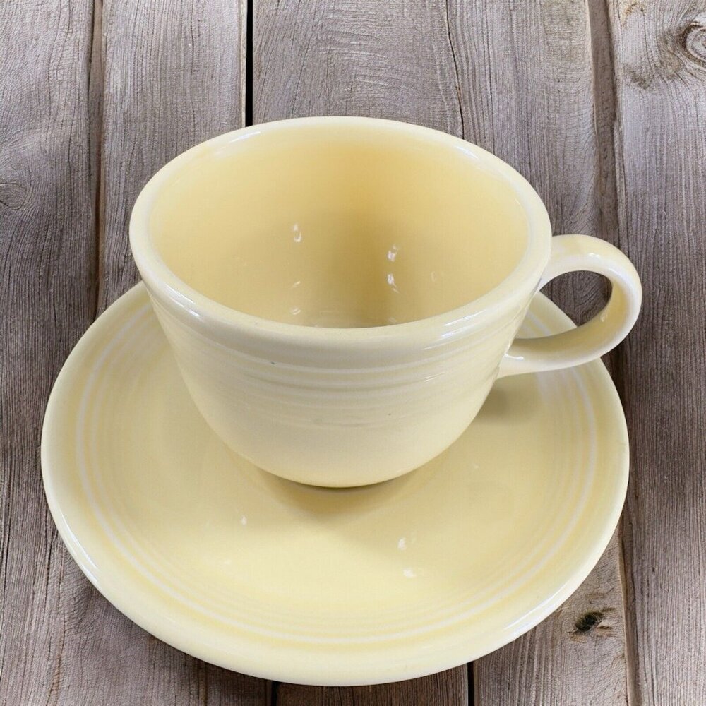VTG Fiesta Fiestaware Ceramic Teacup And Saucer Set Ivory Yellow Homer Laughlin‎